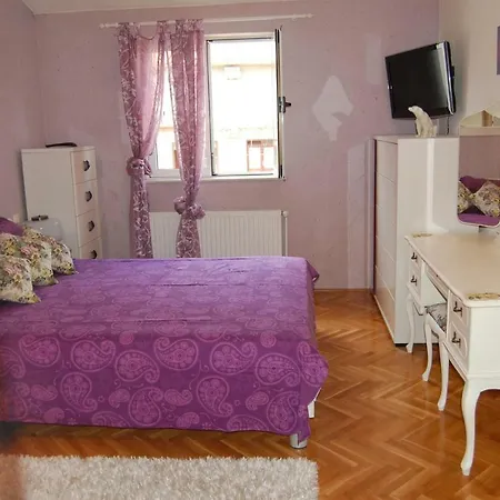 Sonja Apartment